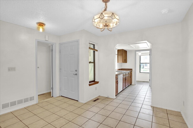 Photo - Cute 2 Bedroom 2.5 Bath Townhome in Cherry Creek Schools, 2 Reserved Parking Spots, Great Locatio... Unit -D