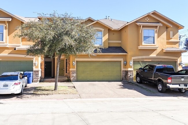 Photo - 9310 Albany Dr Unidad 17