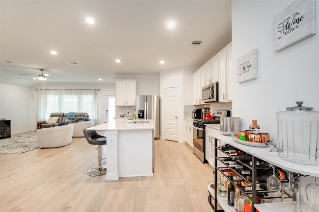 Photo - 4327 Whitefish Ln