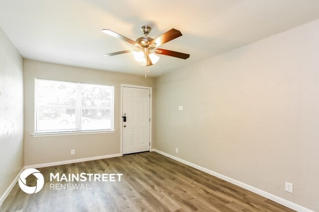 Photo - 11200 Tracey Dr