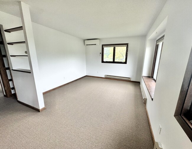 Photo - 13 Harborview Ct