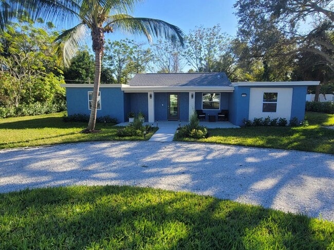 Photo - 106 E Chandler Rd