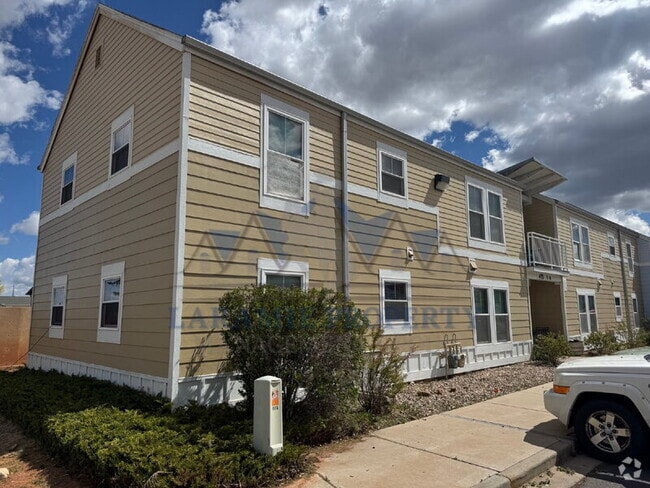 Building Photo - 415 Mitchell St Unit F2 Rental