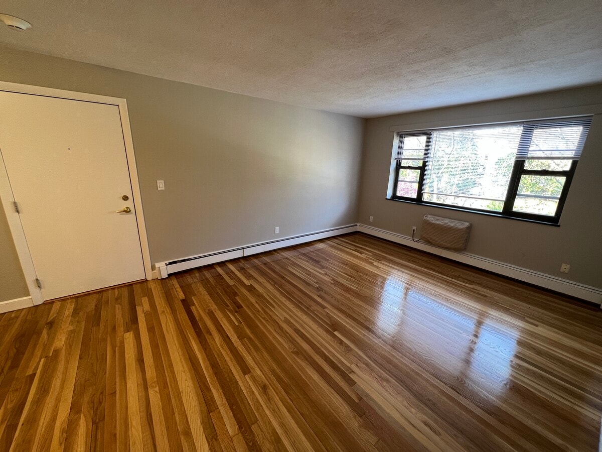 Photo - 266 Grove St