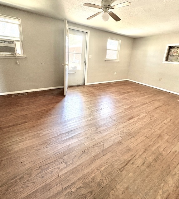 1957 County Rd 3000 N