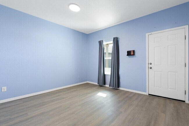 Photo - 2450 Keyhole Vw