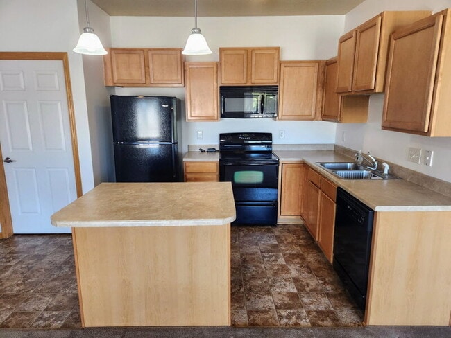 Photo - 1815 SW White Birch Cir Unit 3