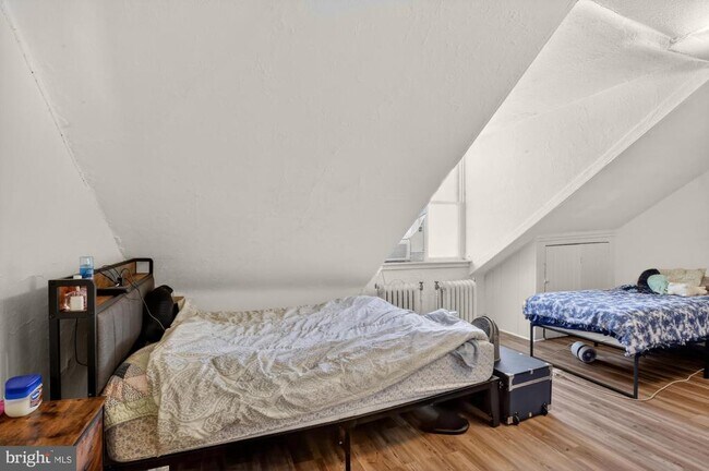 Photo - 916 Pine St Unidad 4F