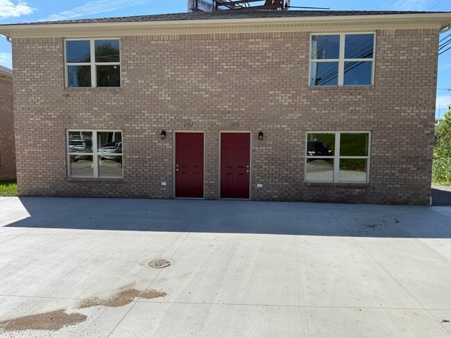 Building Photo - 99 Valley St