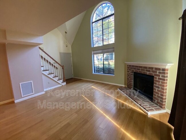 Photo - 1029 Amber Ridge Rd