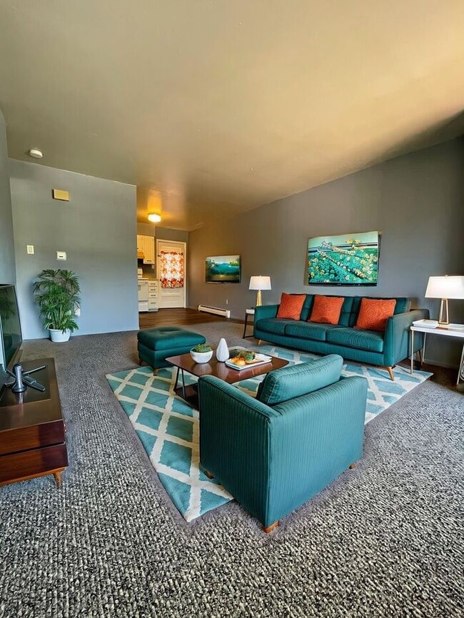 Building Photo - Charming Upper-Level 2BR | Shared Yard, St... Rental