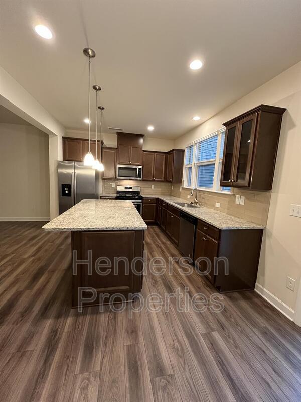 Photo - 9254 Glenburn Ln