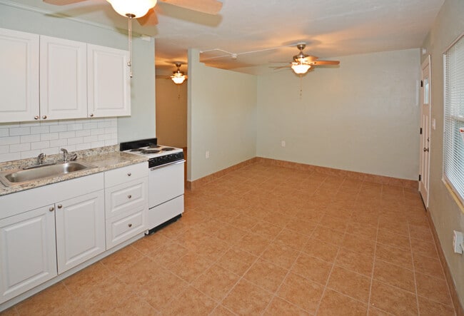 Photo - 5009 TANGERINE AVE S