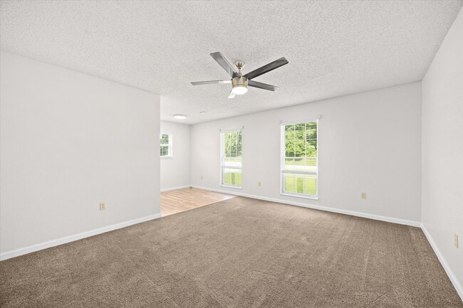 Photo - 2105 N Keebler Ave Unit D