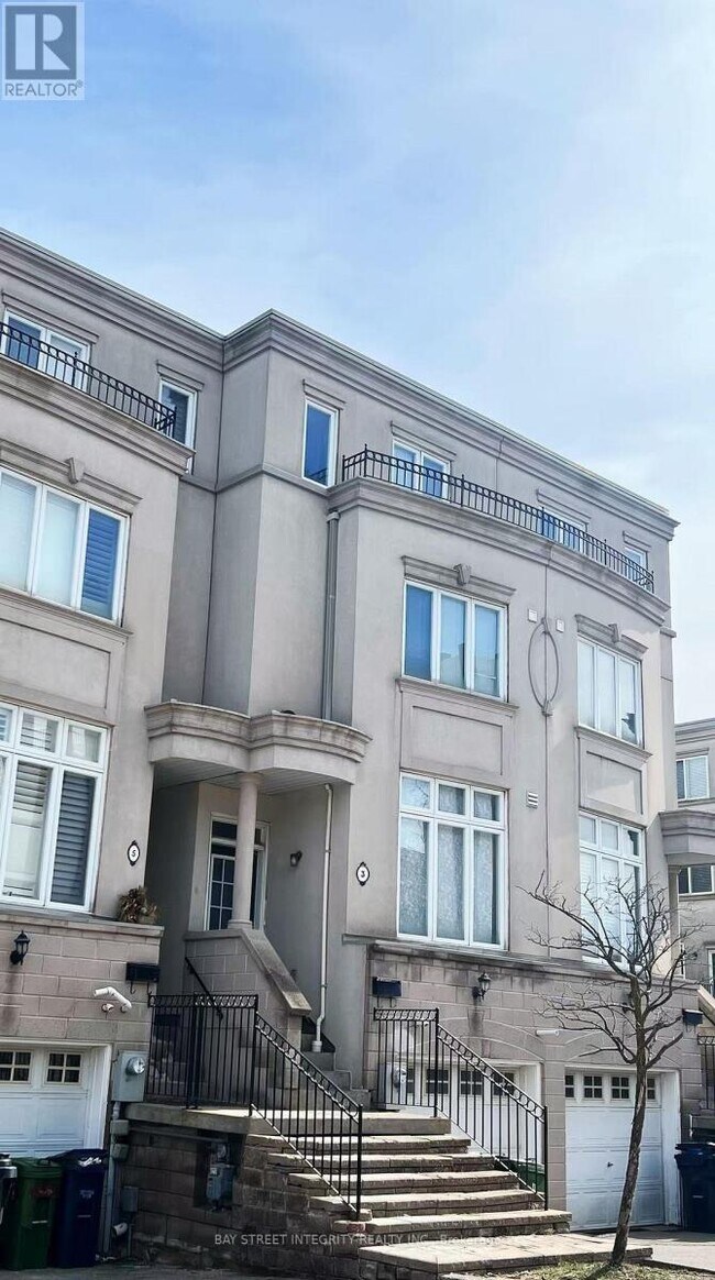 Photo - 3 English Garden Way