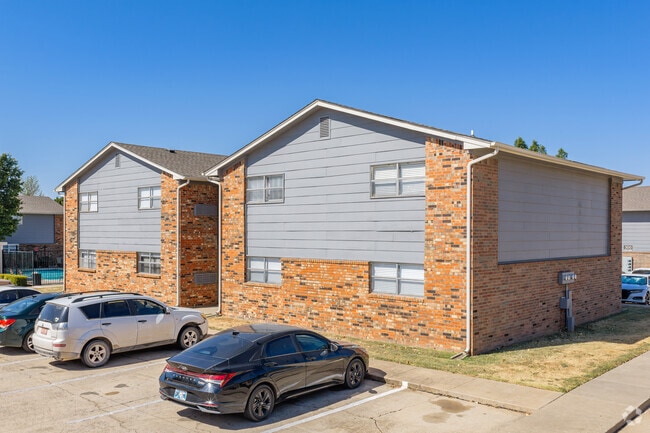 Building Photo - Winds of Oak Ridge