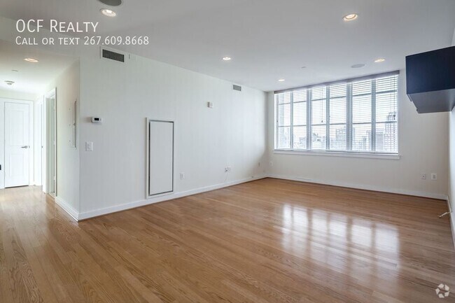 Building Photo - 111 S 15th St Unit 2202 Rental