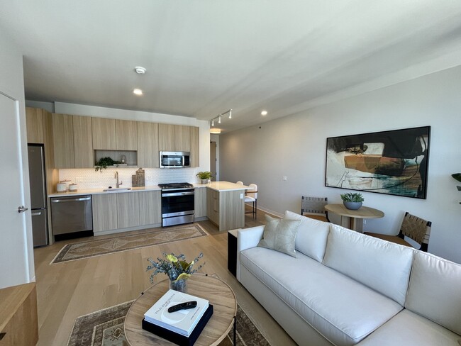 Photo - 1450 N Kingsbury St