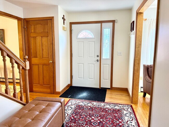 Photo - Meticulously Maintained 3BD/2.5BA Home in Quiet Westbrook Neighborhood!