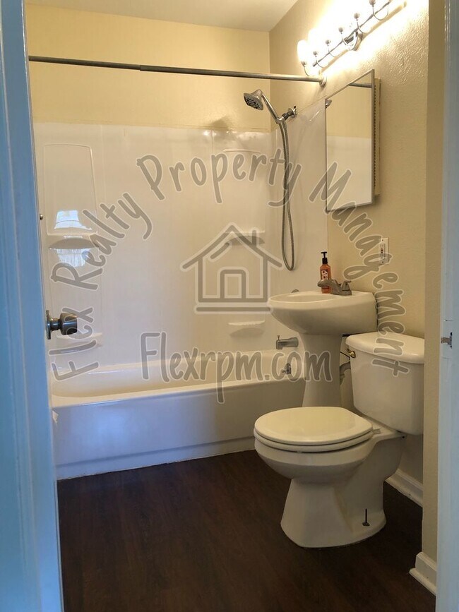 3 Bedroom in West Toledo Rental House Rental in Toledo, OH