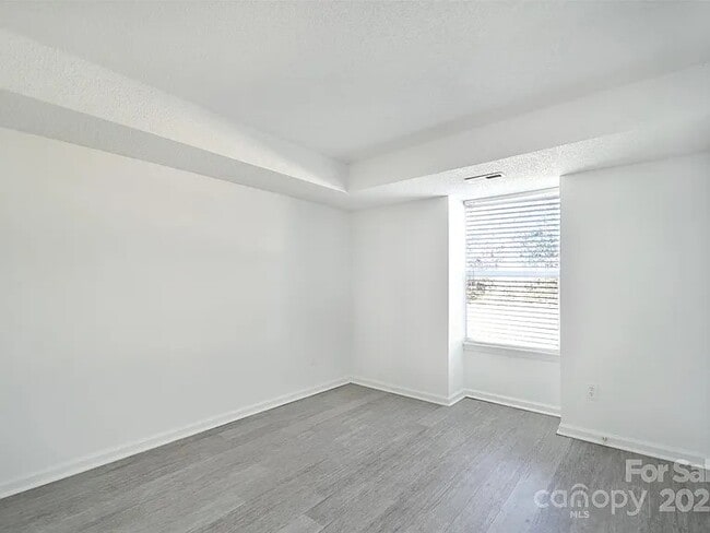 Photo - 9401 Old Concord Rd Unidad B