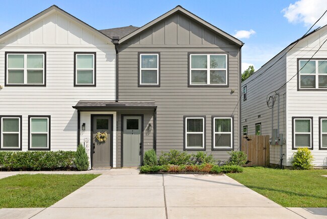 Photo - 5544 Shreveport Blvd