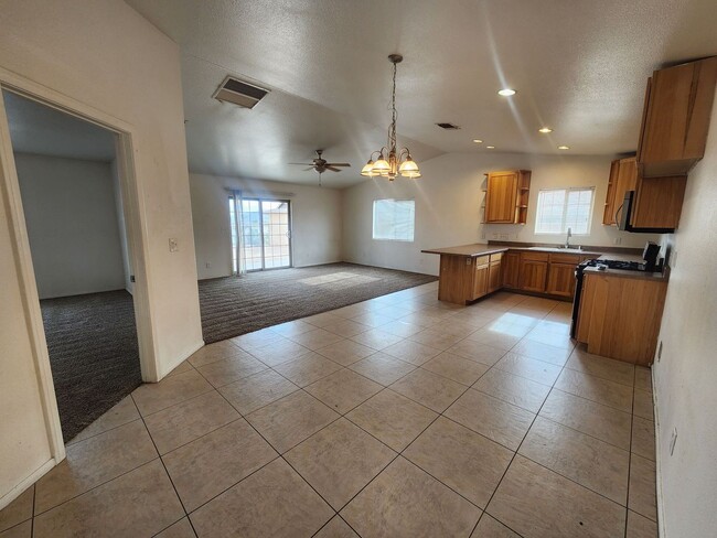 Photo - Nice 3 bedroom 2 bath