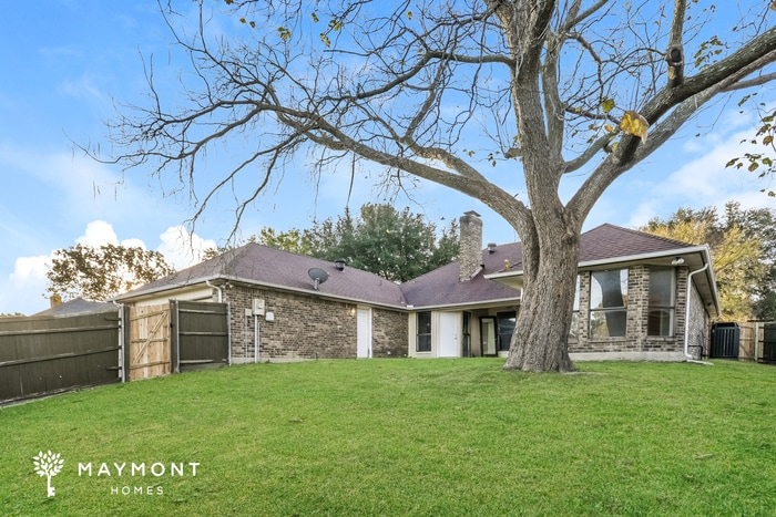 Photo - 701 Dartbrook Dr