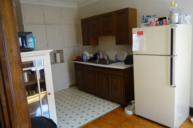 Photo - Nottingham Apartments