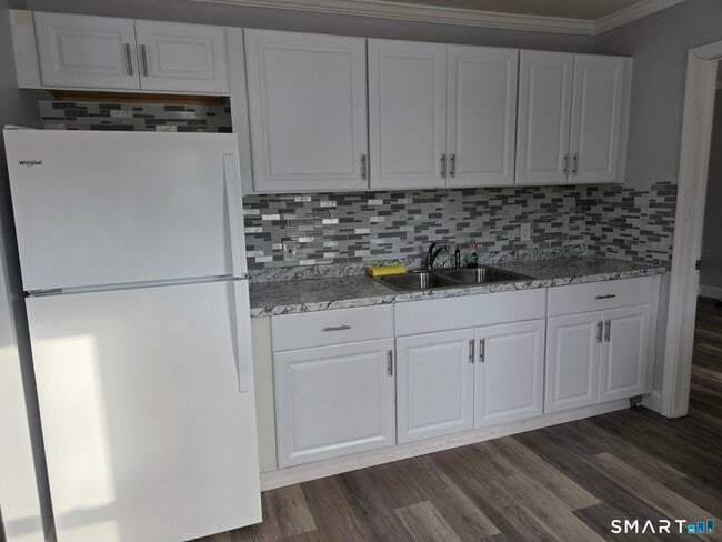 Photo - 73 Meridian St Unit 3