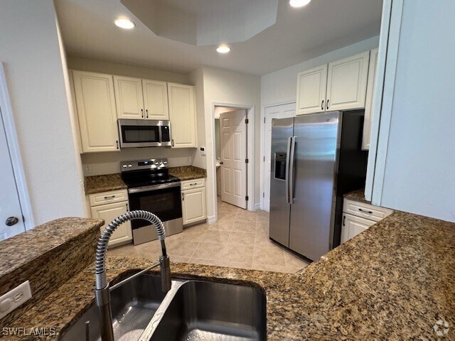 Building Photo - 16142 Via Solera Cir Unit 103 Rental