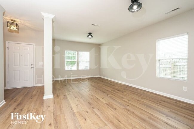 Photo - 1769 Pinnacle Oaks Dr