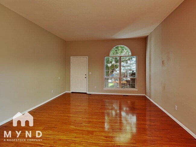 Photo - 2421 S Harlan Ct