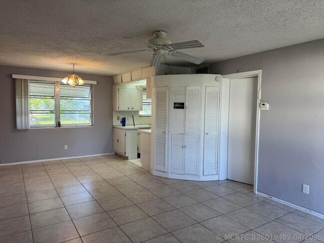 Photo - 1710 McKinley St Unit 5