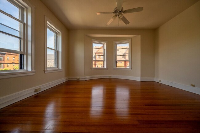 Photo - 1631 Park Ave