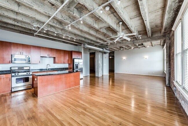 Photo - 201 Main St Unit 6G