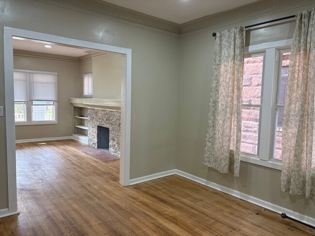 Photo - 2536 Calvert Ave