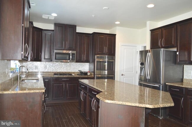 Photo - 4967 Windpower Way