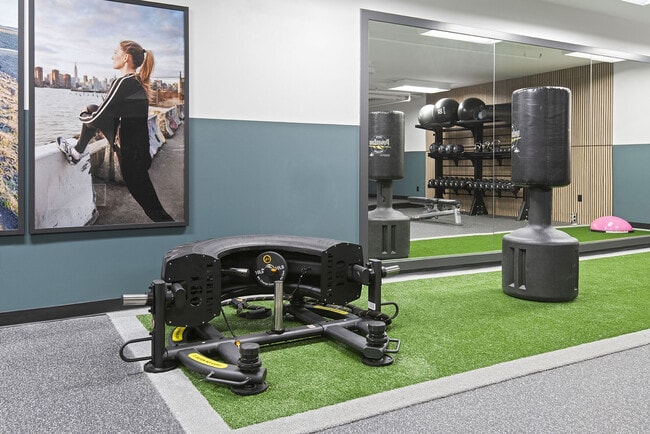 Photo - Novi at Queen Anne