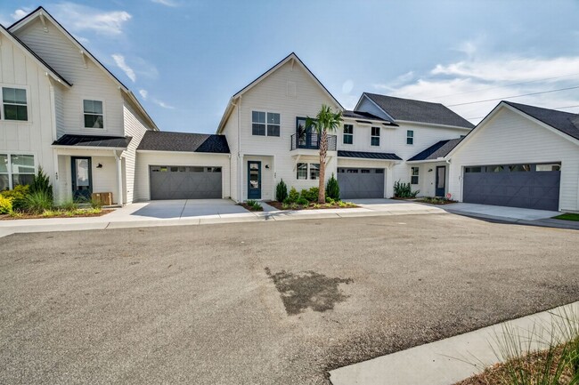Photo - Modern Comfort in the Heart of Johns Island