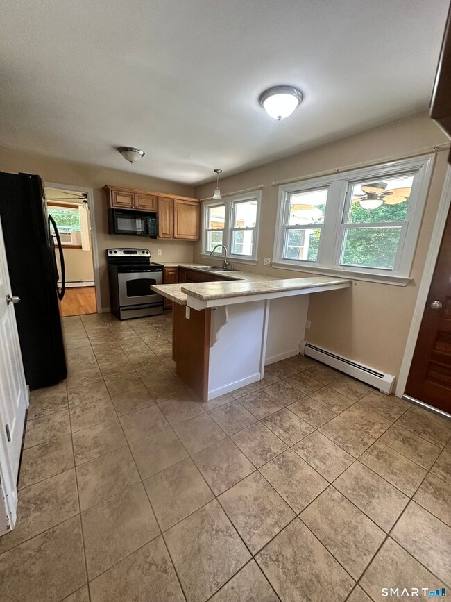 Photo - 379 Stafford Rd
