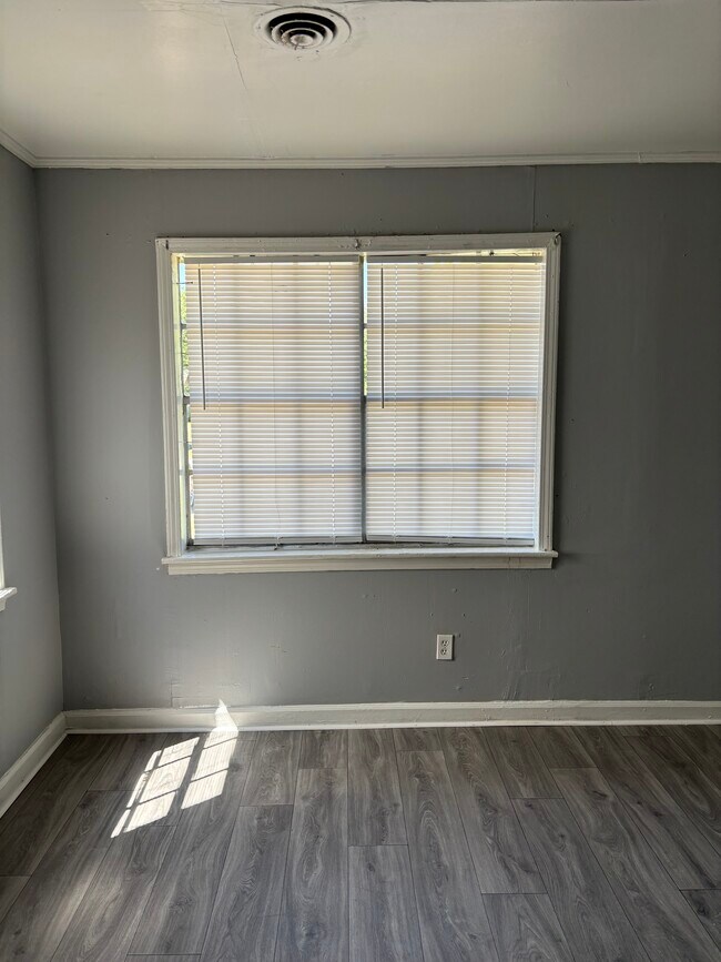 709 Cecelia Ave Unit 709