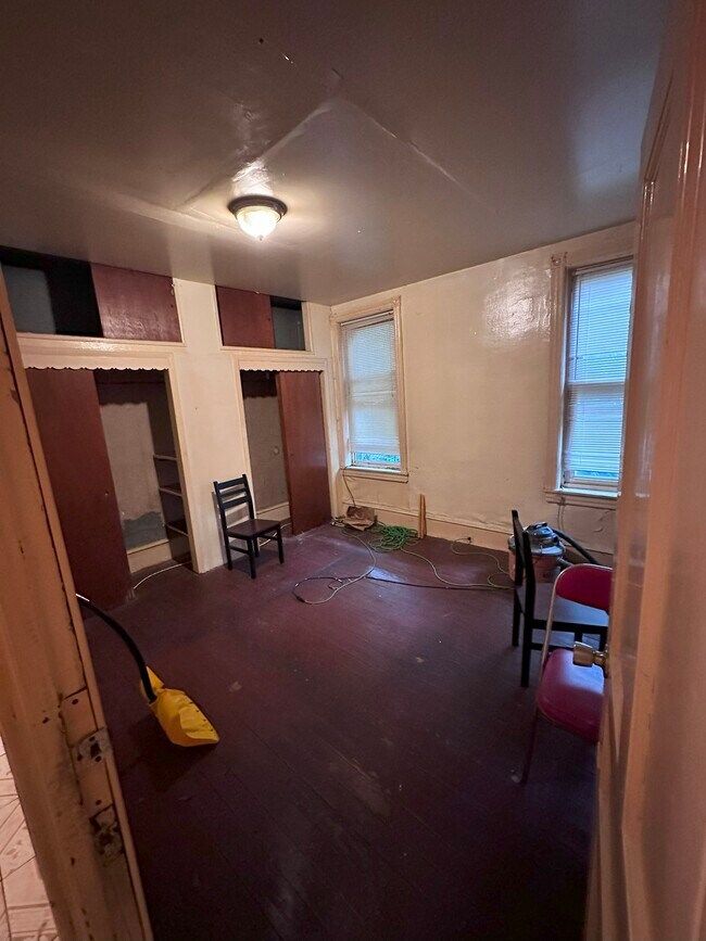 Photo - 250 W Olney Ave Unidad 1st floor