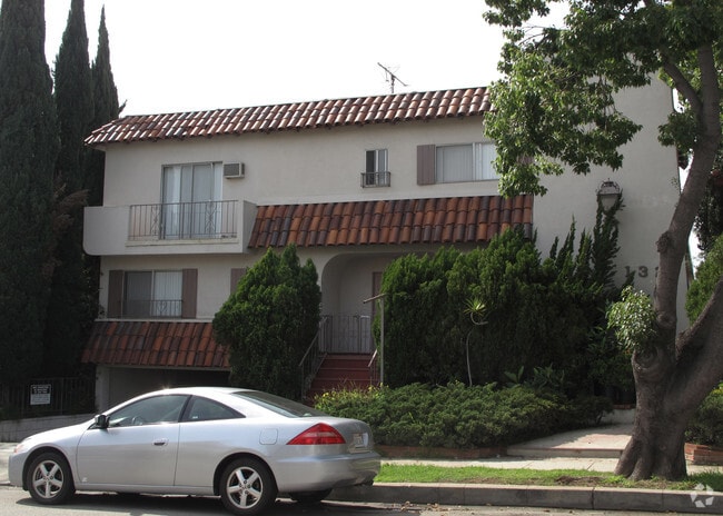 Photo - 1321 Centinela Ave Unit 4