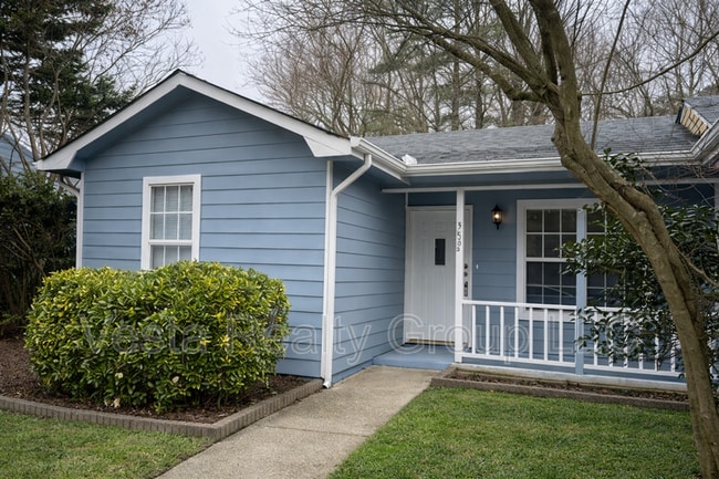 Photo - 5650 Waterford Ct