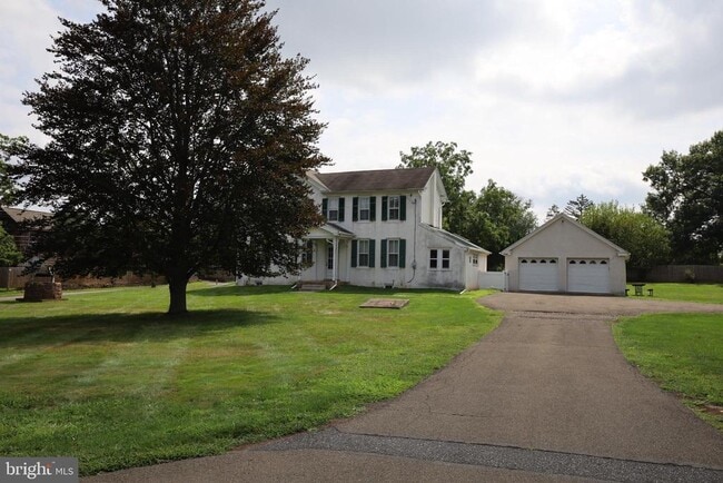Building Photo - 3244 Skippack Pike Rental