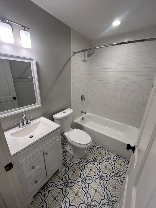 Photo - 2040 Russell Blvd Unit 2040 Russell Blvd 2F