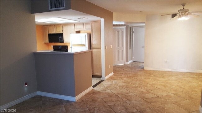Photo - 8070 W Russell Rd Unit 1010