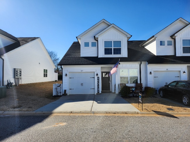 Building Photo - 120 Aleppo Ln Rental