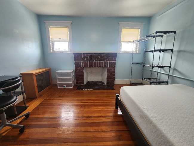 Photo - 44 Woodbine St Unit 2